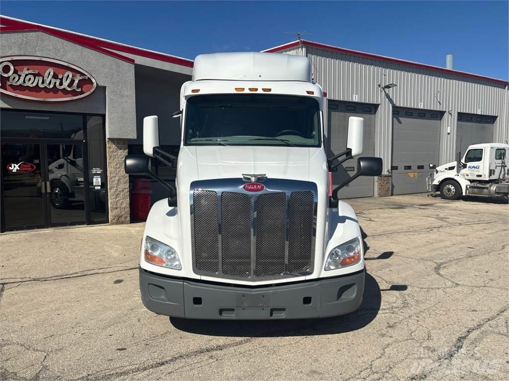 Peterbilt 579 Nyergesvontatók