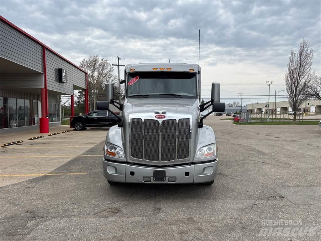 Peterbilt 579 Nyergesvontatók