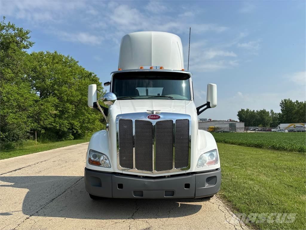 Peterbilt 579 Nyergesvontatók