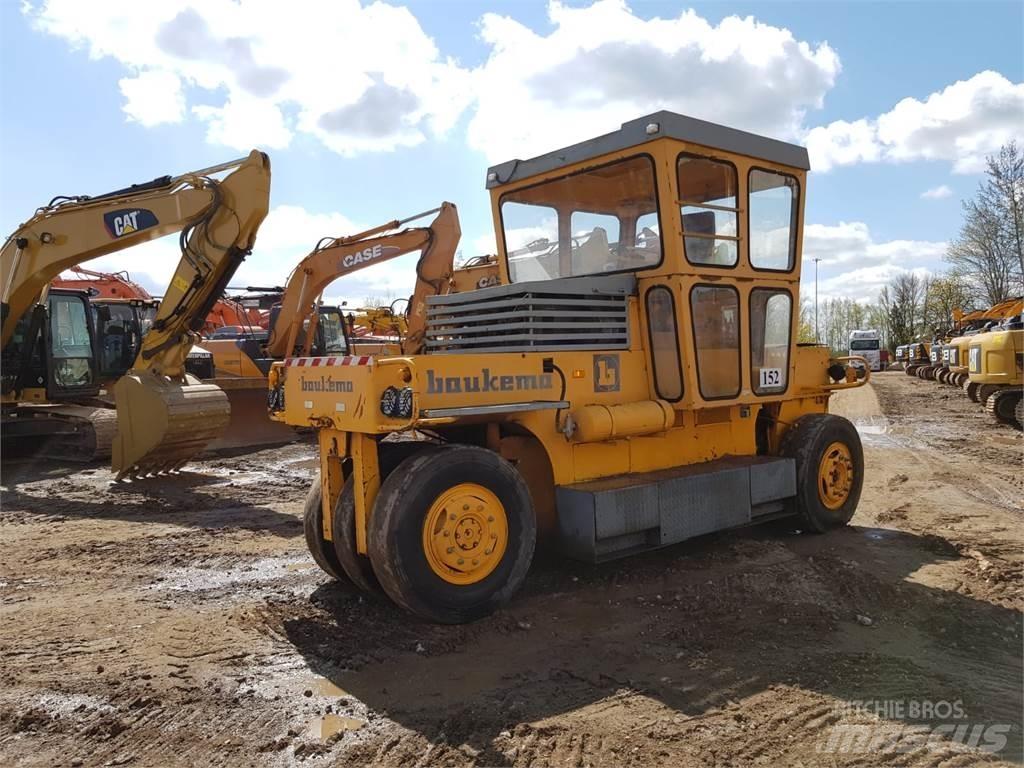Bomag SGW-17 Pneumatikus kerekes hengerek