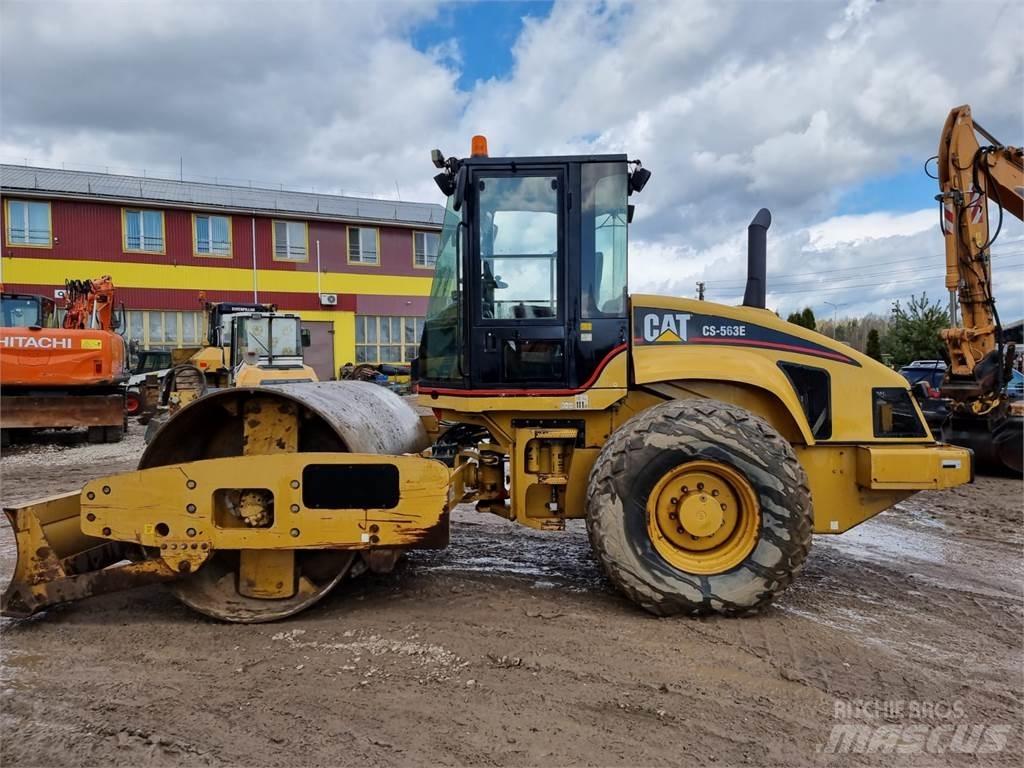 CAT CS 563E Egydobos hengerek