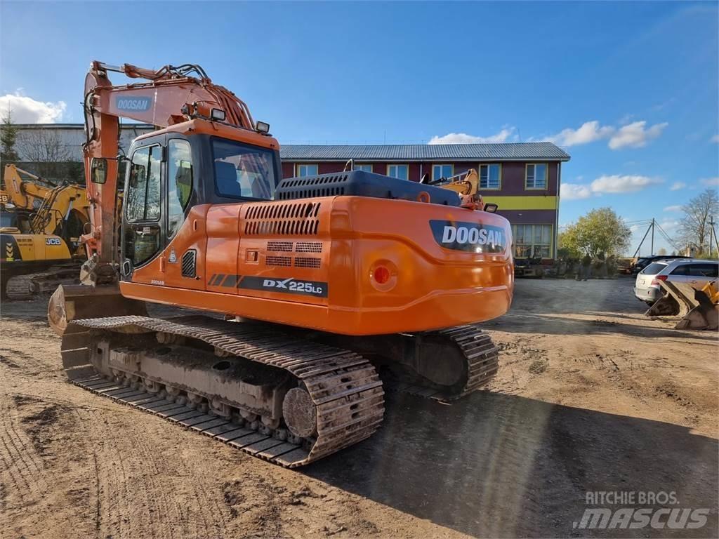 Doosan DX 225LC-3 Lánctalpas kotrók