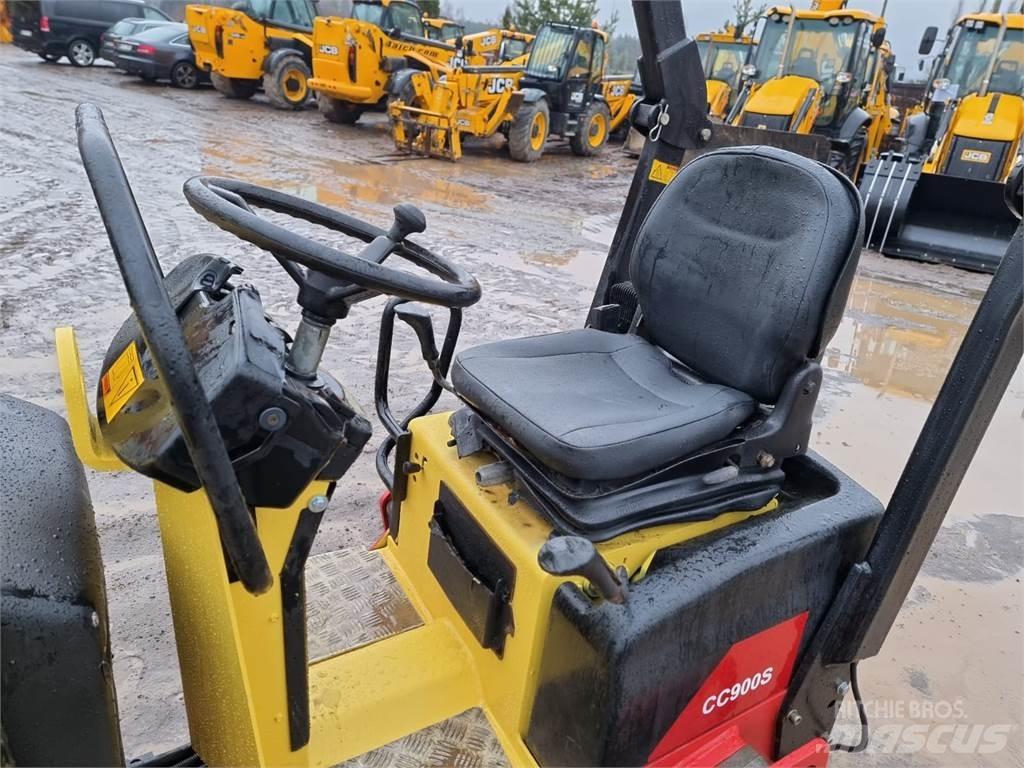 Dynapac CC900S Ikerdobos hengerek