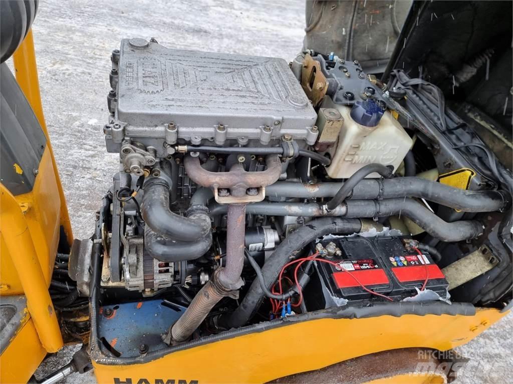 Hamm HD8CW Ikerdobos hengerek