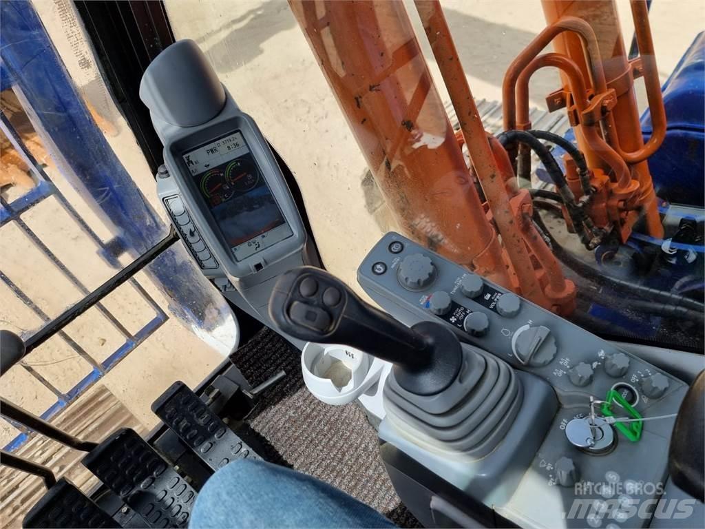 Hitachi ZX210LC-5B Lánctalpas kotrók