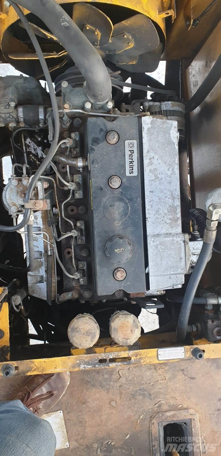 Kita SX7000 Mezei dömperek