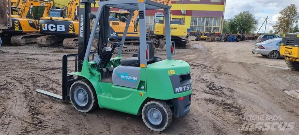 Mitsubishi FD20 Dízel targoncák