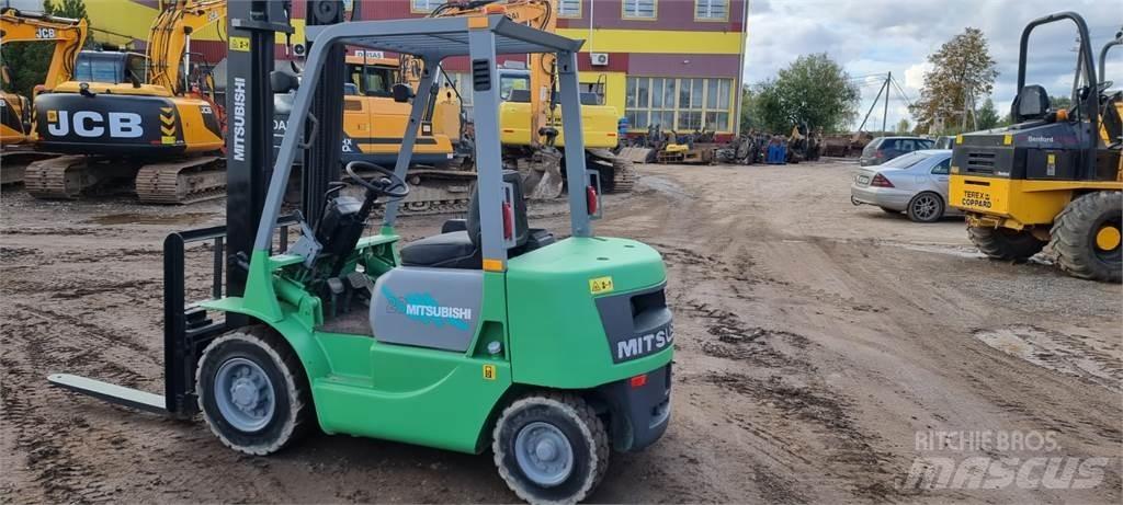 Mitsubishi FD20 Dízel targoncák