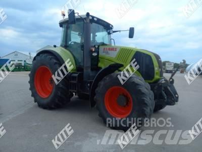 CLAAS Axion 820 Traktorok