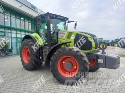 CLAAS Axion 850 Traktorok