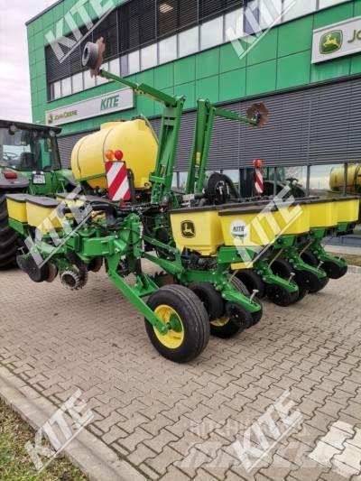 John Deere 1765NT Vetőgépek