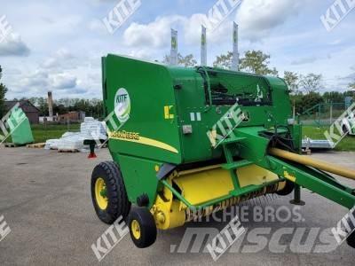 John Deere 568 Körbálázók