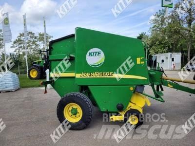 John Deere 568 Körbálázók