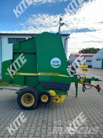 John Deere 592 Körbálázók