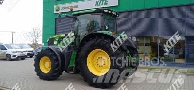 John Deere 6210R Traktorok