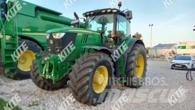 John Deere 6215R Traktorok
