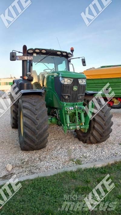 John Deere 6215R Traktorok