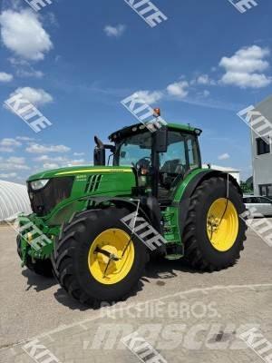 John Deere 6215R Traktorok