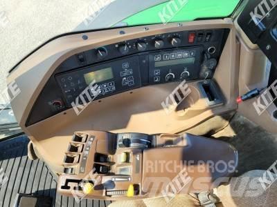 John Deere 8220 Traktorok