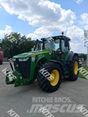 John Deere 8270R Traktorok