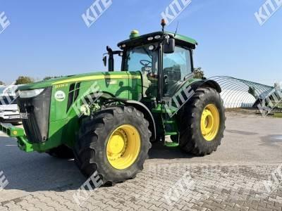 John Deere 8335R Traktorok