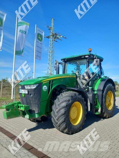 John Deere 8345R Traktorok