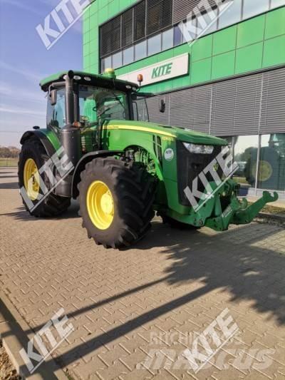John Deere 8360R Traktorok