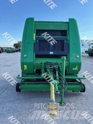 John Deere 854 Körbálázók