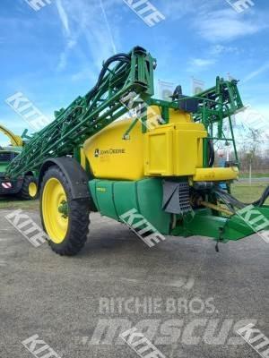 John Deere M740I/30 Vontatott trágyaszórók