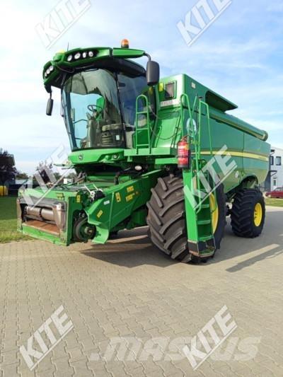 John Deere S690 Kombájnok