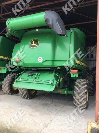 John Deere S690I Kombájnok