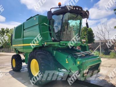 John Deere T550 Kombájnok