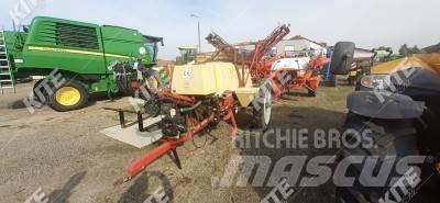 Kertitox 1500/16 Vontatott trágyaszórók