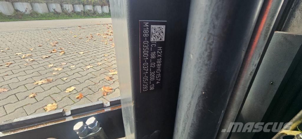 Linde H 30 T-02 Gázüzemű targoncák