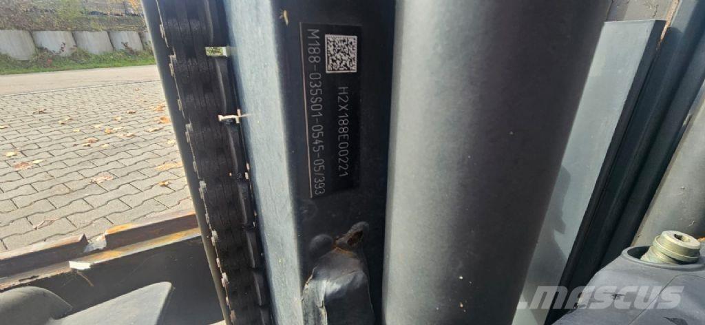 Linde H 30 T-02 Gázüzemű targoncák