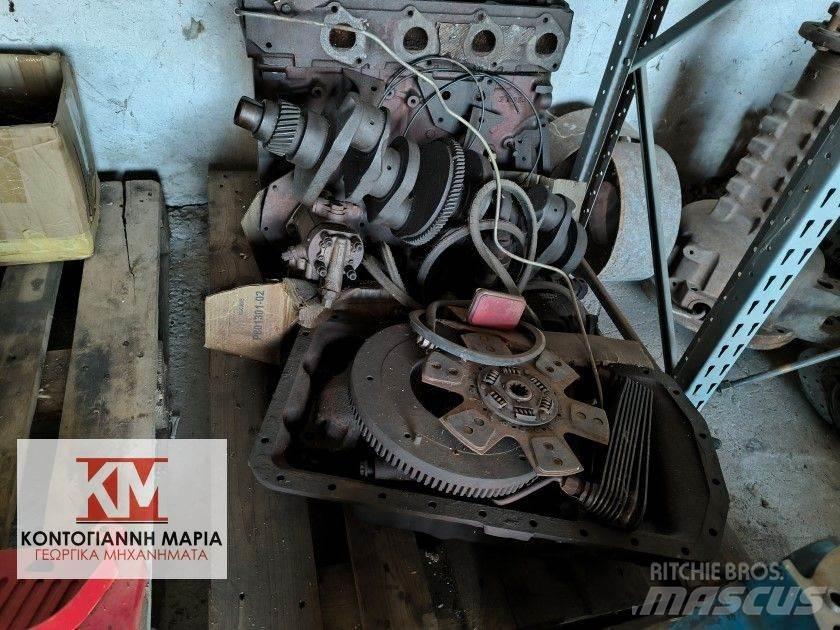 Ford 7740 Motorok