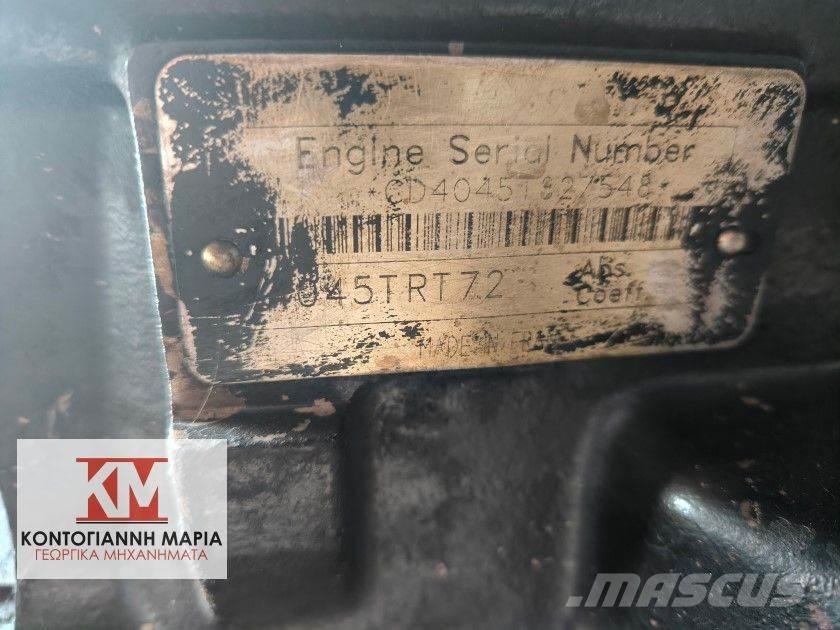 John Deere CD4045T Motorok