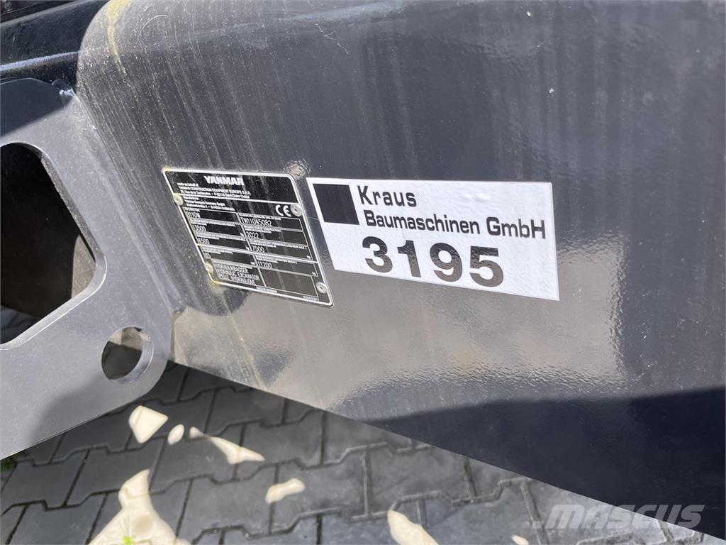 Yanmar B110W Gumikerekes kotrók