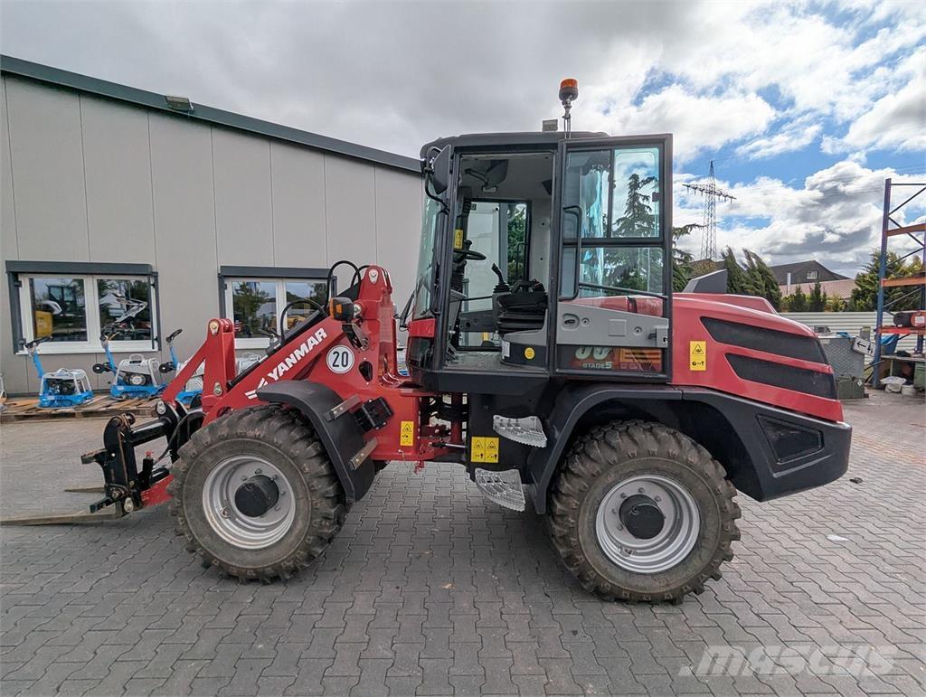 Yanmar V100 Gumikerekes homlokrakodók