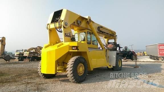 Belotti TRITON FB45/23 Teleszkópos rakodók