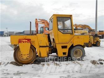 Bomag BW-161AC Ikerdobos hengerek