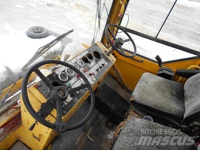 Bomag BW-161AC Ikerdobos hengerek