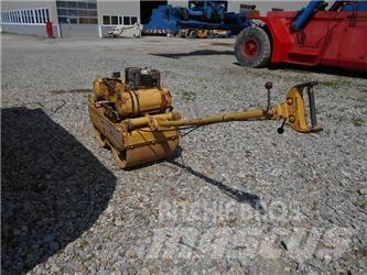 Bomag BW-60-S Ikerdobos hengerek