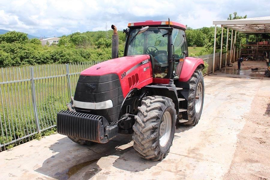 Case IH Magnum 310 Traktorok