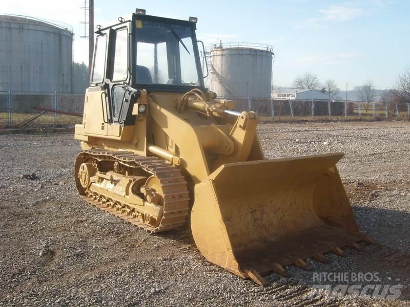 CAT 943 Lánctalpas homlokrakodók