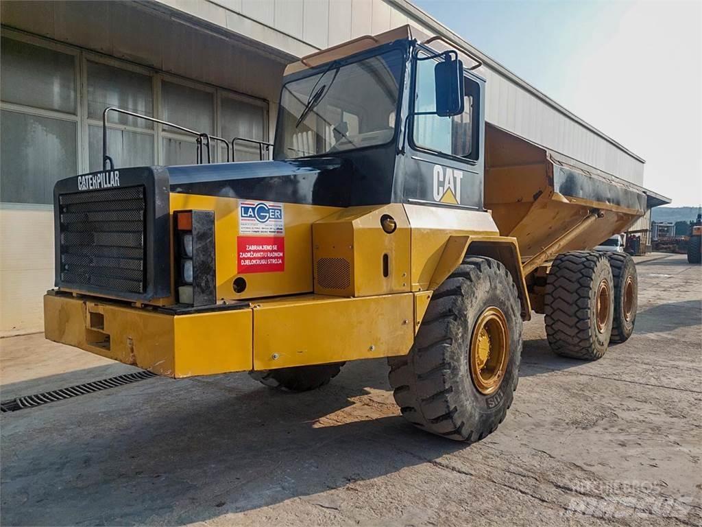 CAT D250E Csuklósdömperek