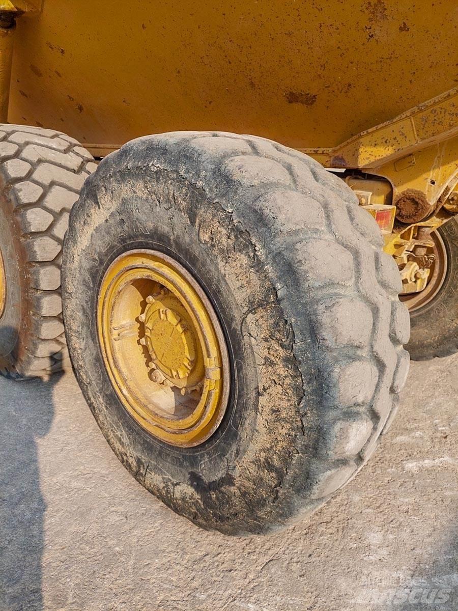 CAT D250E Csuklósdömperek