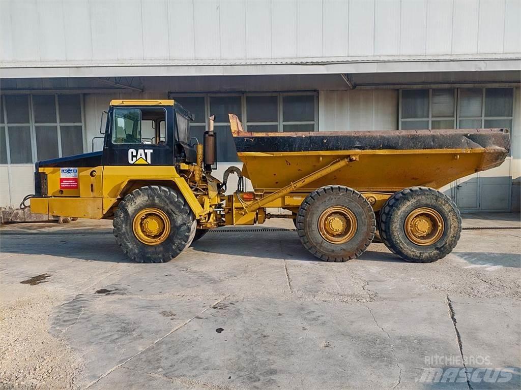CAT D250E Csuklósdömperek