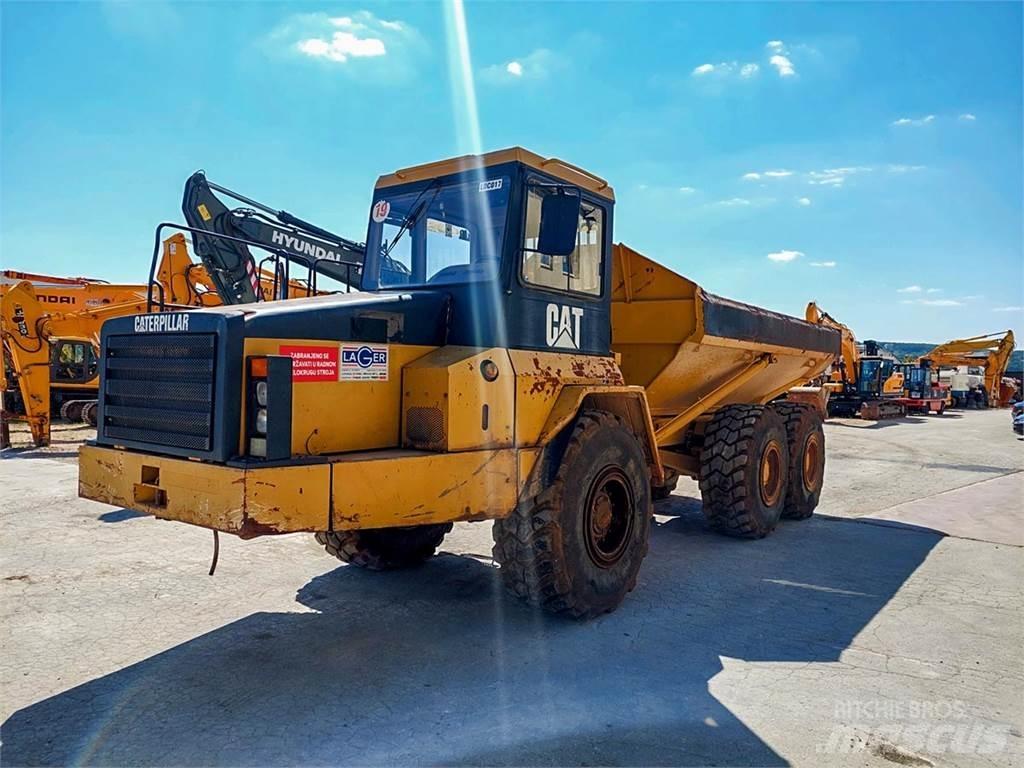 CAT D250E Csuklósdömperek