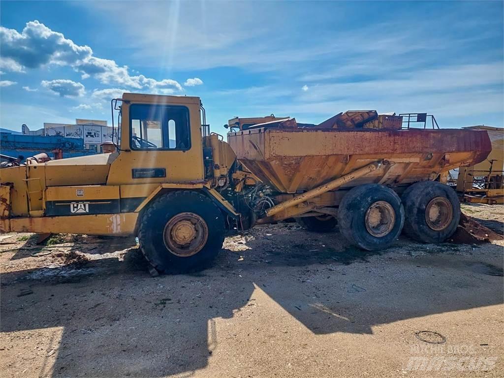 CAT D300B Csuklósdömperek